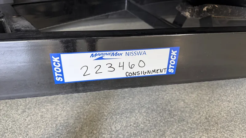 Slide: The Image of MasterCraft XT22 2019 - 115
