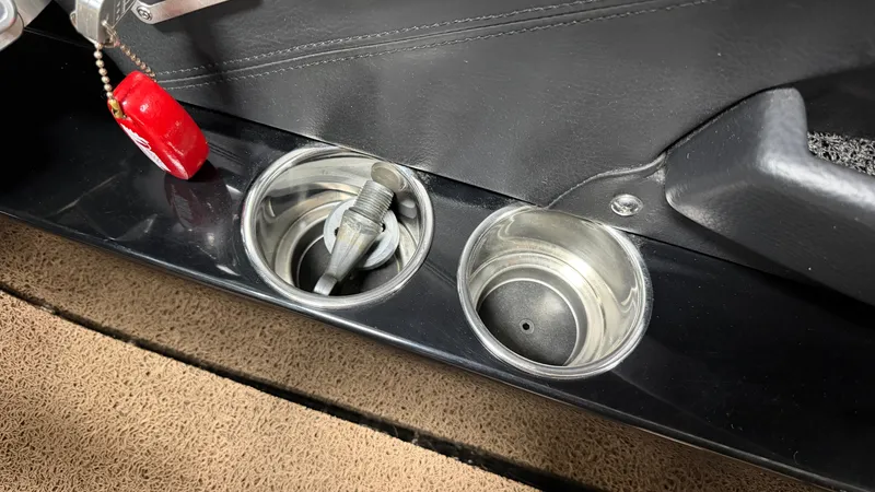 Slide: The Image of MasterCraft XT22 2019 - 64