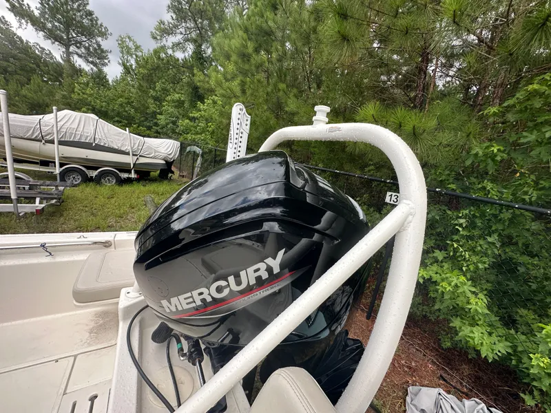 Slide: The Image of Boston Whaler 170 Montauk 2025 - 6