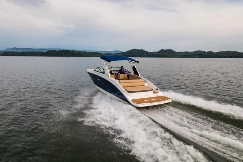 Slide: The Image of 2023-Sea-Ray-SDX-270-MarineMax - 3