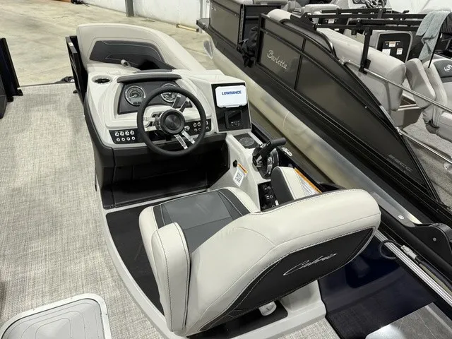 Slide: The Image of Barletta Cabrio 24UE 2026 - 17