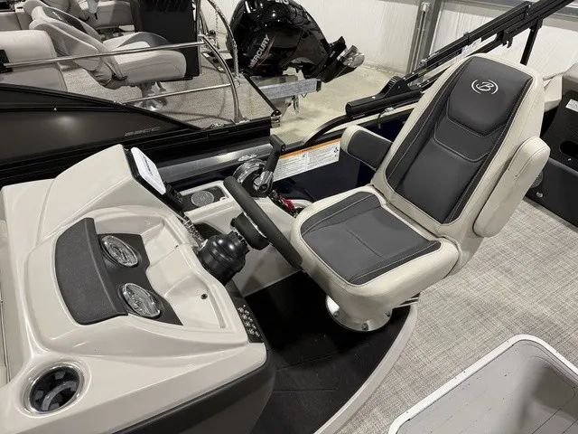 Slide: The Image of Barletta Cabrio 24UE 2026 - 21