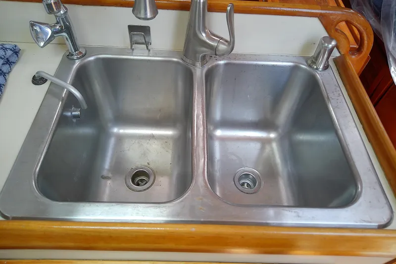 Slide: The Image of Stainless steel double sink with modern faucets on Brewer 44, 1988 model. - 50