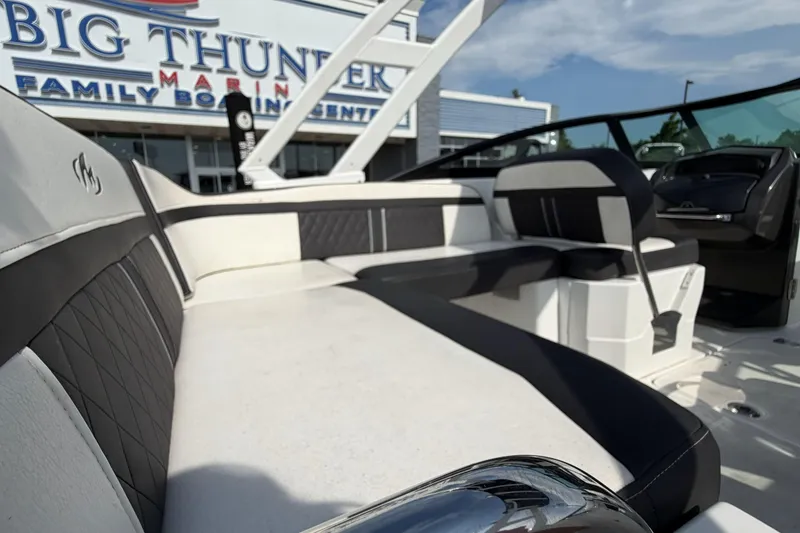 Slide: The Image of 2022 Monterey M4 boat interior with sleek seating at Big Thunder Marine. - 31