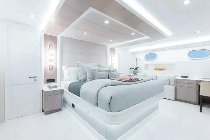 Slide: The Image of Master Stateroom - 27