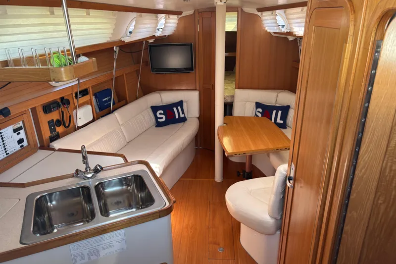 Slide: The Image of Interior view - 18