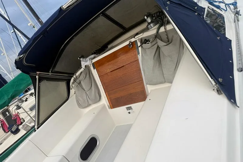 Slide: The Image of Hatch and cabin top access - 4