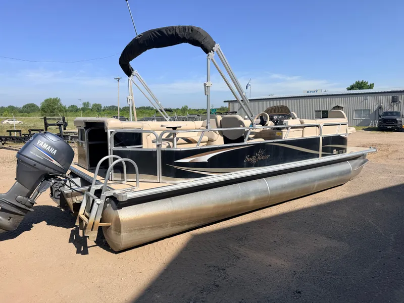 Slide: The Image of SunChaser 22 Fish 'N Cruise & 50HP Yamaha 4Stroke 2012 - 42