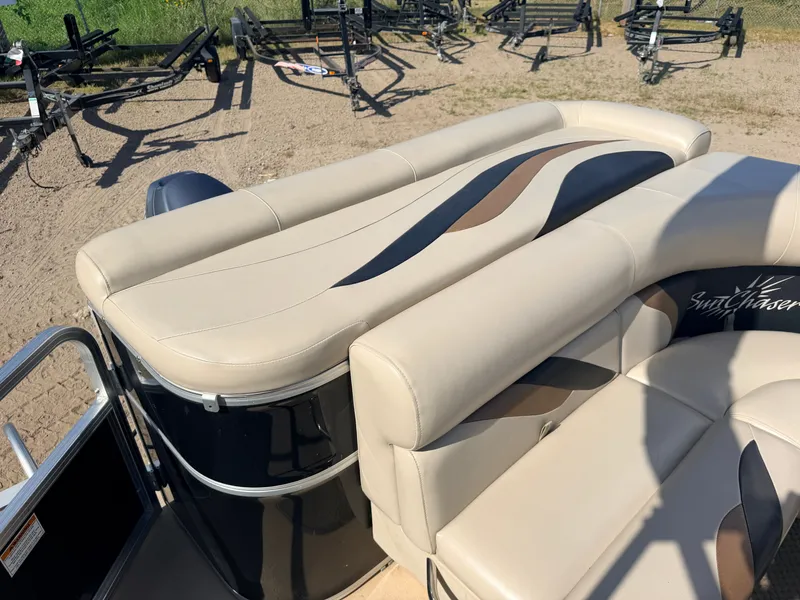 Slide: The Image of SunChaser 22 Fish 'N Cruise & 50HP Yamaha 4Stroke 2012 - 10