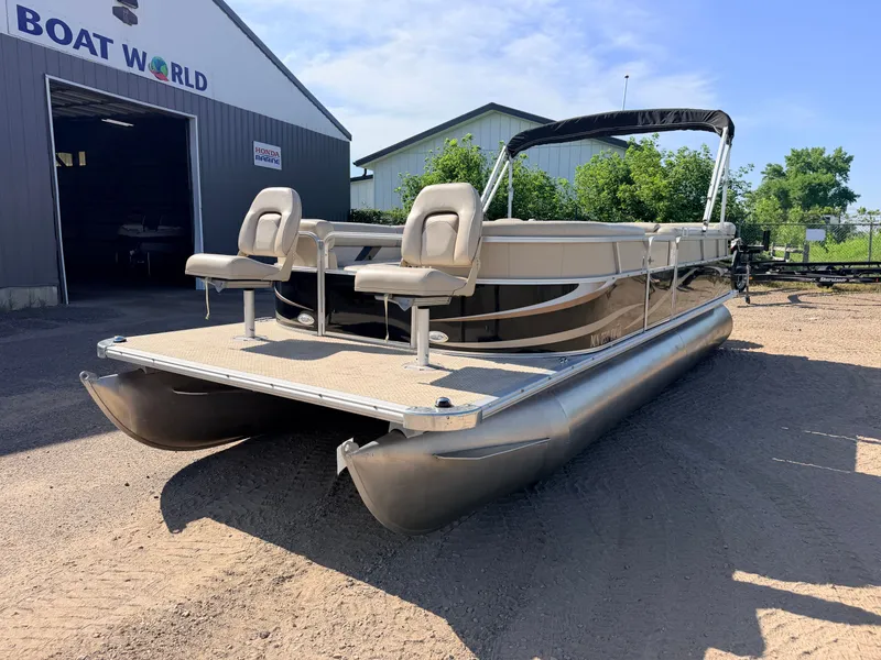 Slide: The Image of SunChaser 22 Fish 'N Cruise & 50HP Yamaha 4Stroke 2012 - 54