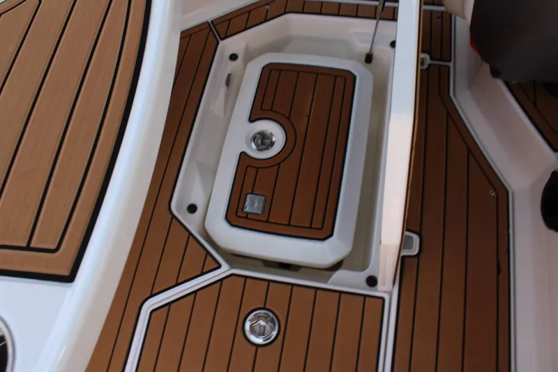 Slide: The Image of Nautique G23 2022 - 21