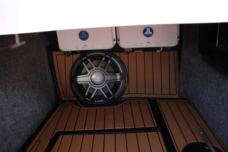 Slide: The Image of Nautique G23 2022 - 15