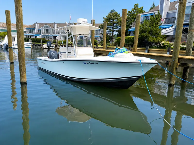 Slide: The Image of Regulator Marine Center Console 23 2000 - 2
