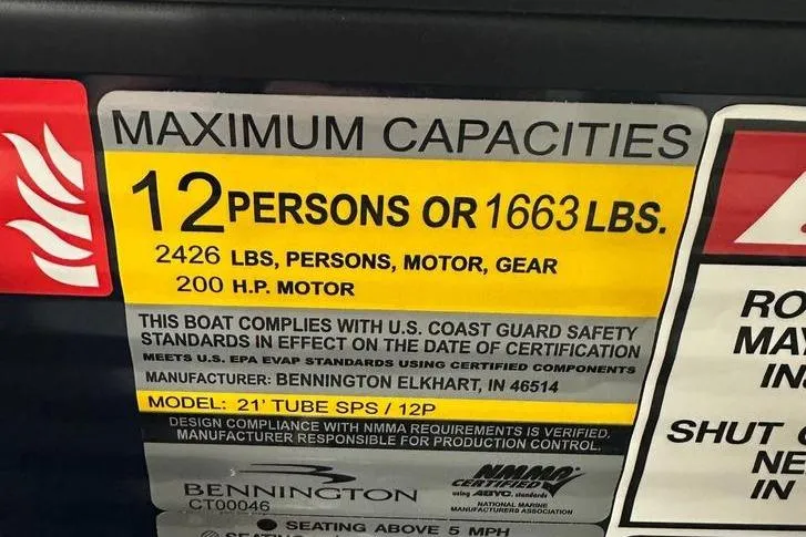 Slide: The Image of Maximum capacity label for 2026 Bennington S Swingback 22 SSB, 12 persons or 1663 lbs, 200 HP motor. - 5
