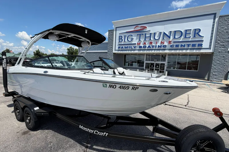 Slide: The Image of 2023 Monterey 238SS Super Sport boat on trailer at Big Thunder Marine center. - 7