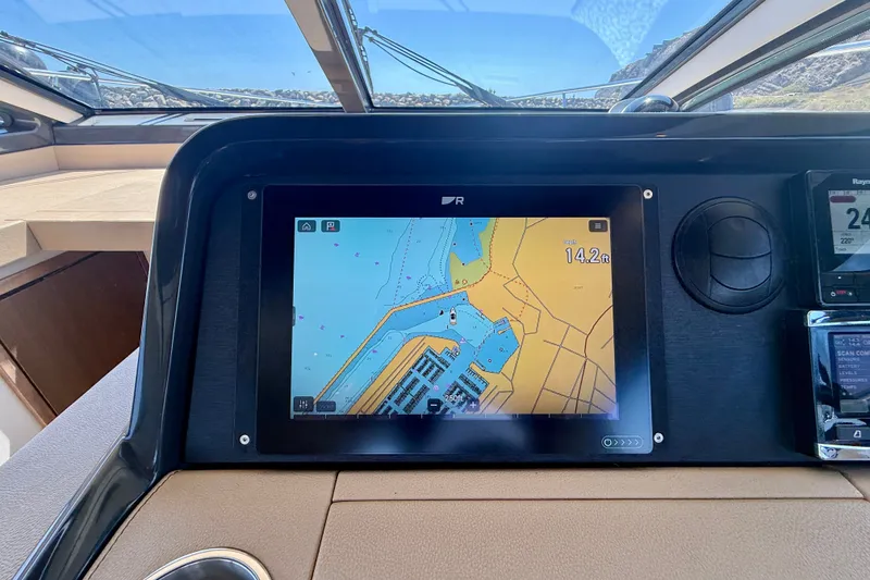 Slide: The Image of Navigation display on 2016 Sea Ray Sundancer 400 yacht, showing nautical chart details. - 31
