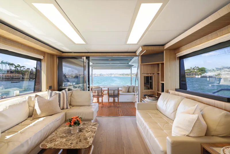 Slide: The Image of Absolute 60 Fly 2015 - 70