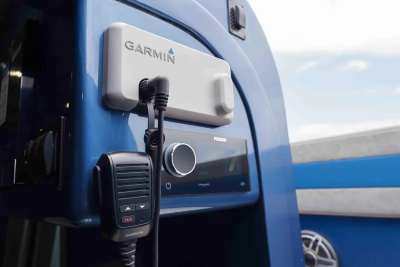 Slide: The Image of Garmin marine electronics on 2026 Midnight Express 52 Vitesse boat dashboard. - 40