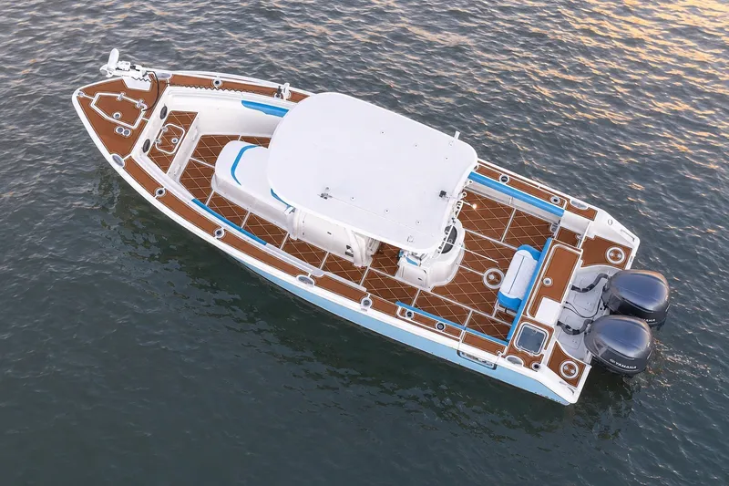 Slide: The Image of 2018 Sea Hunt Gamefish 27 Coffin Box boat on water, aerial view. - 8