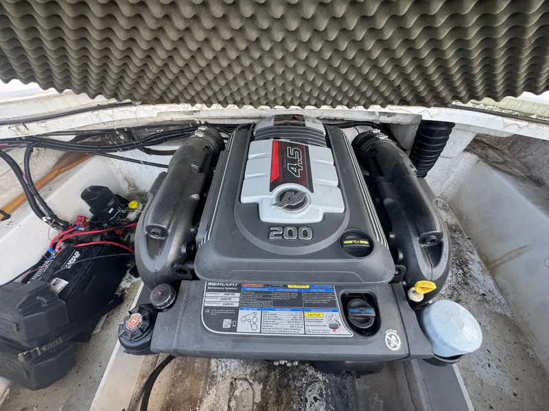 Slide: The Image of Tahoe 500TS 2017 - 26