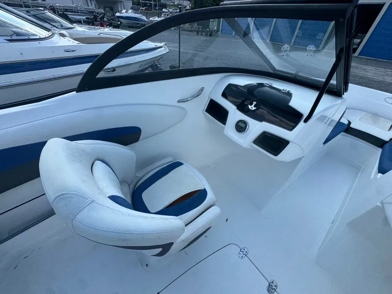 Slide: The Image of Tahoe 500TS 2017 - 19