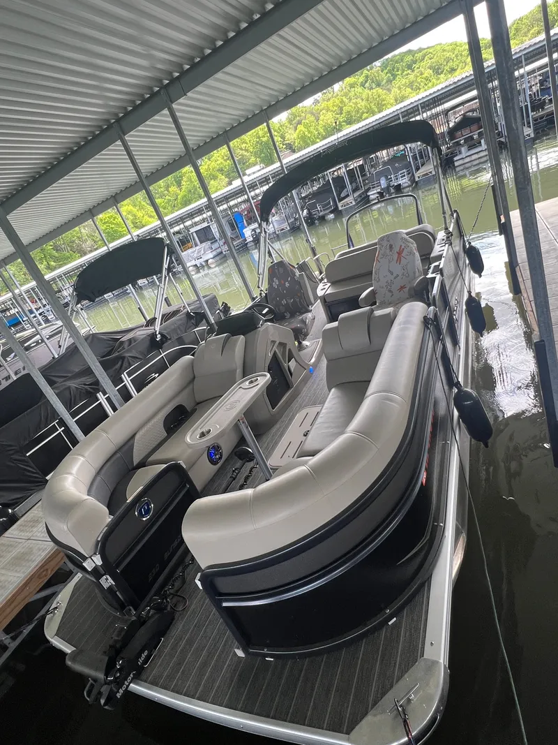 The Image of Premier 230 Sunsation RL 2022 - 1