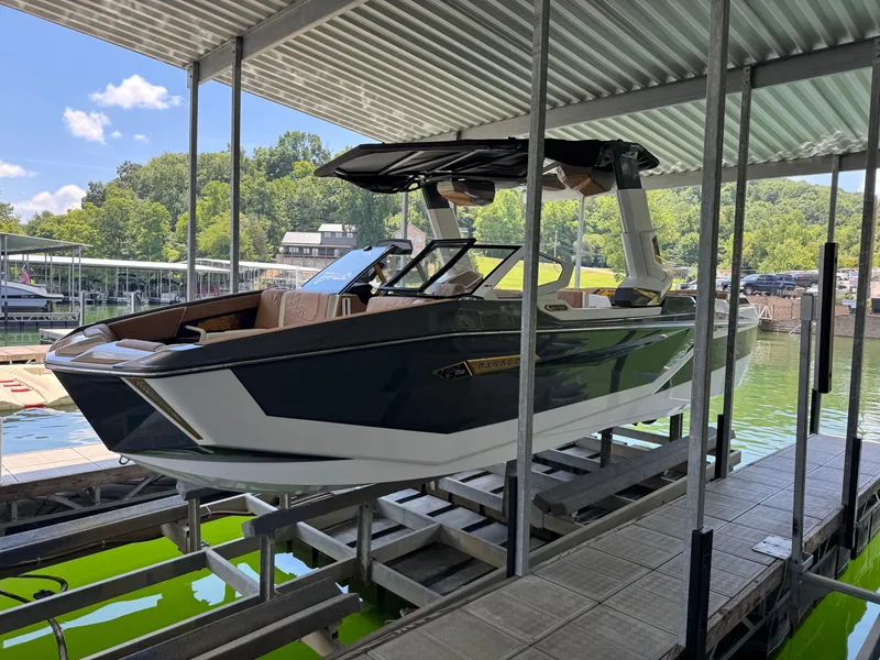 Slide: The Image of Nautique Super Air Nautique G25 Paragon 2026 - 25