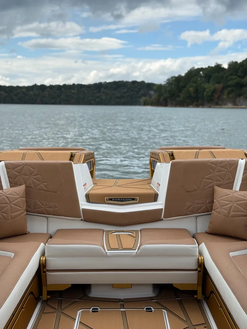 Slide: The Image of Nautique Super Air Nautique G25 Paragon 2026 - 17