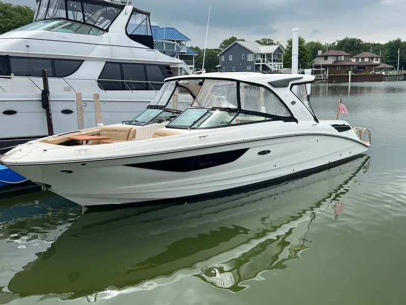 The Image of Sea Ray SLX 350 2020 - undefined