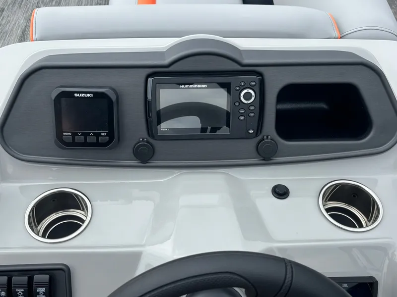Slide: The Image of Bentley Pontoons 223 Bolt 2027 - 20