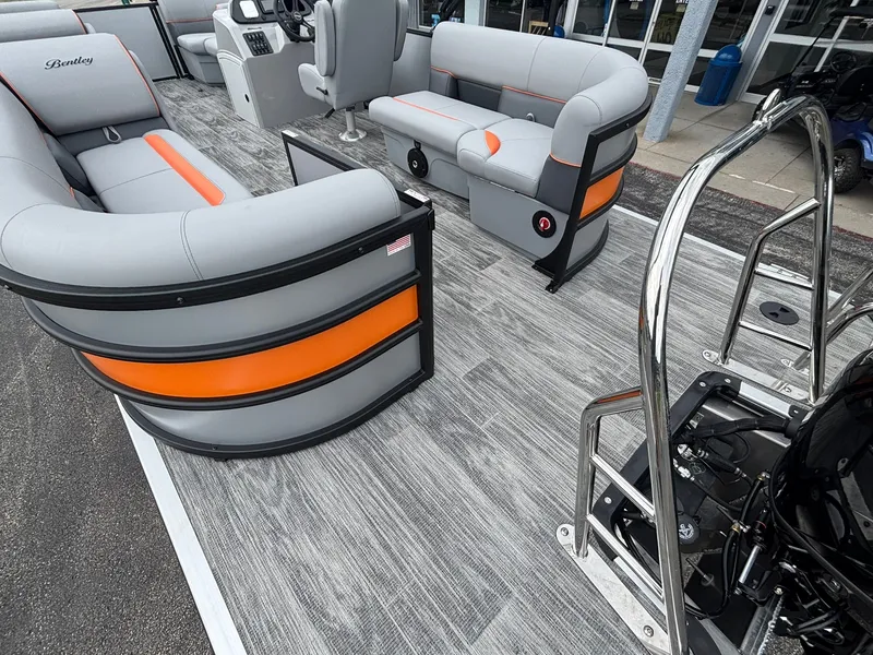 Slide: The Image of Bentley Pontoons 223 Bolt 2027 - 27