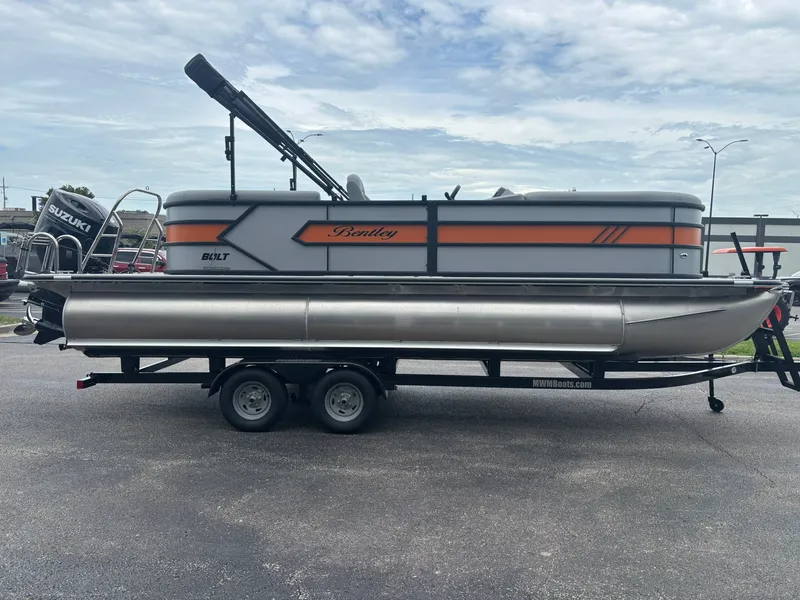 Slide: The Image of Bentley Pontoons 223 Bolt 2027 - 5