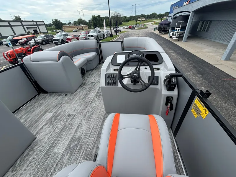 Slide: The Image of Bentley Pontoons 223 Bolt 2027 - 18