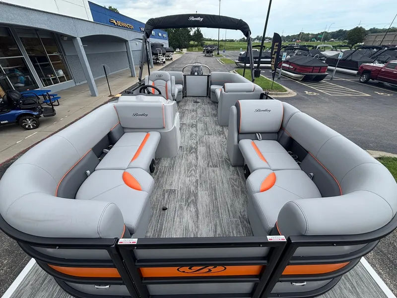 Slide: The Image of Bentley Pontoons 223 Bolt 2027 - 9