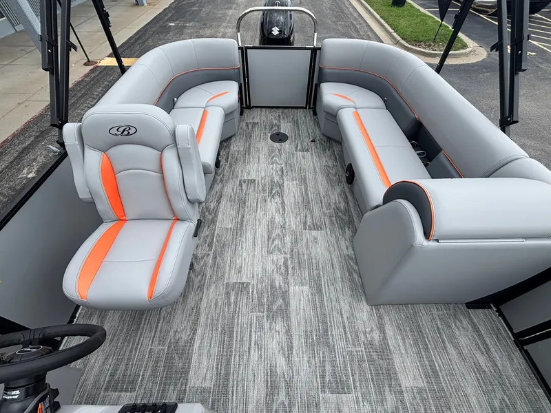 Slide: The Image of Bentley Pontoons 223 Bolt 2027 - 23