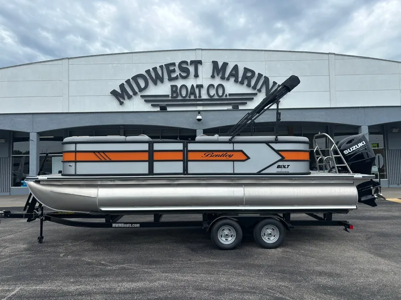 The Image of Bentley Pontoons 223 Bolt 2027 - 1