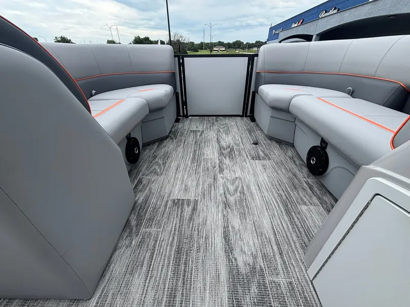Slide: The Image of Bentley Pontoons 223 Bolt 2027 - 14