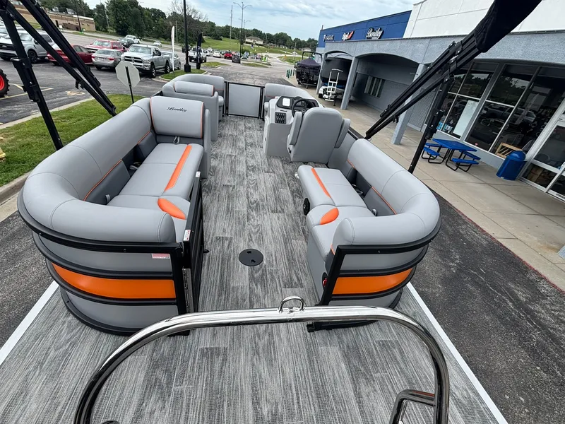 Slide: The Image of Bentley Pontoons 223 Bolt 2027 - 30