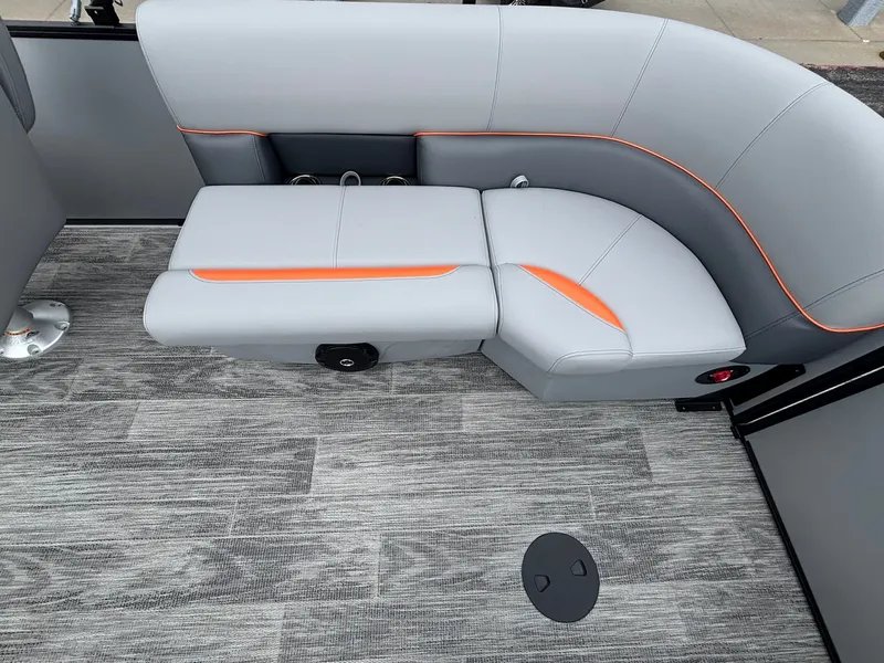 Slide: The Image of Bentley Pontoons 223 Bolt 2027 - 26