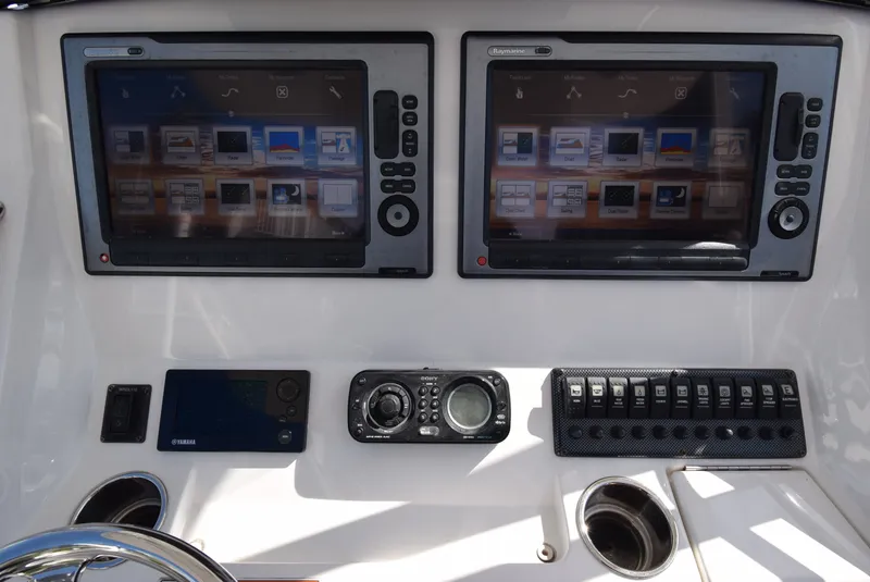 Slide: The Image of Regulator Marine 28 Forward Seating 2012 - 13