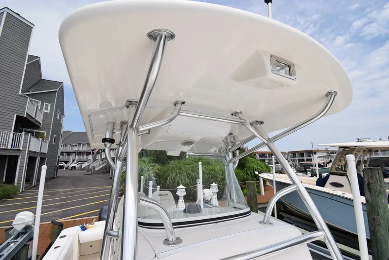 Slide: The Image of Regulator Marine 28 Forward Seating 2012 - 36