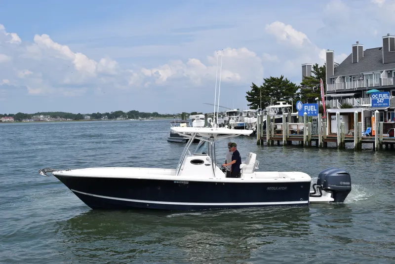 Slide: The Image of Regulator Marine 28 Forward Seating 2012 - 1