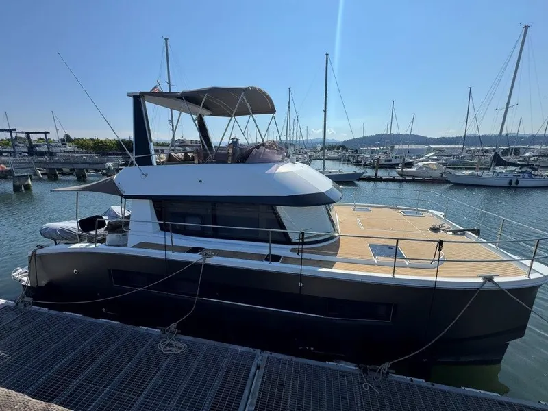 The Image of Fountaine Pajot Motor Yacht 37 2016 - undefined