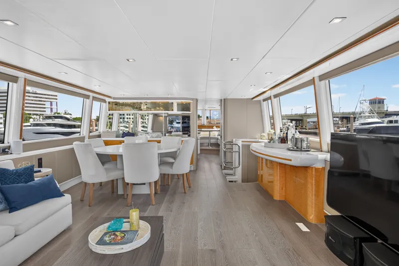 Slide: The Image of Lazzara Yachts 80 SL 2001 - 73