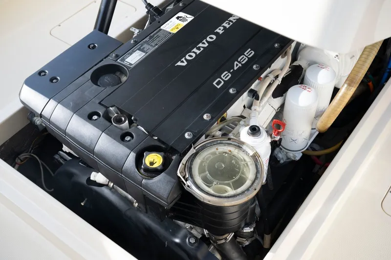 Slide: The Image of Volvo Penta D6-435 engine in 2014 Hinckley Talaria 29C boat, detailed view. - 31