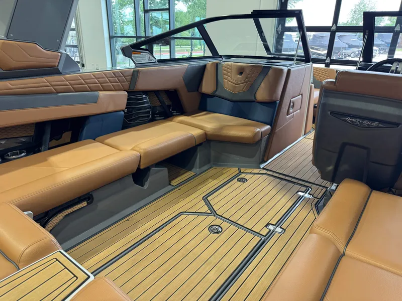 Slide: The Image of Nautique Super Air Nautique G23 2023 - 14