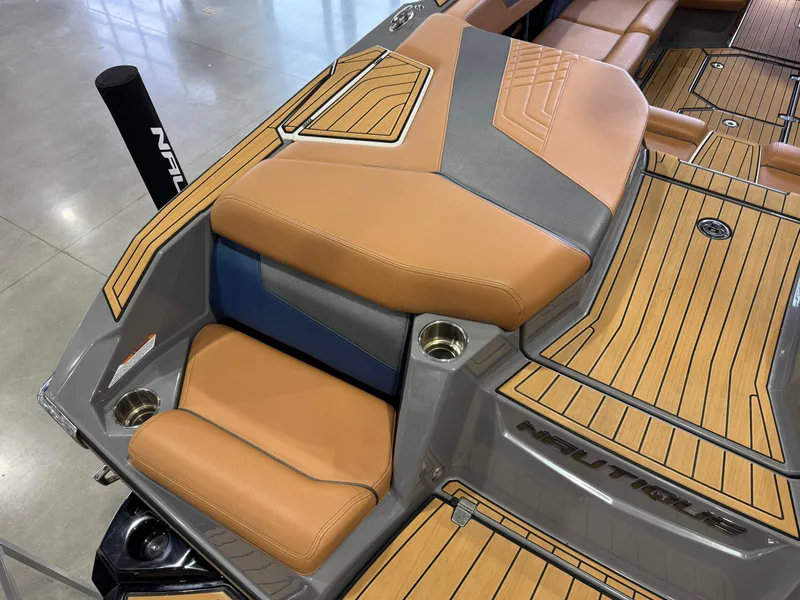 Slide: The Image of Nautique Super Air Nautique G23 2023 - 12