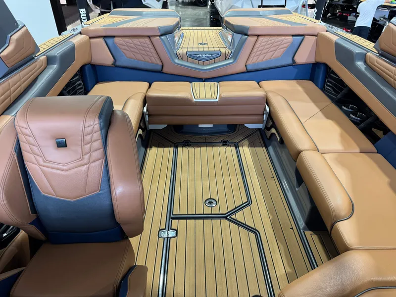 Slide: The Image of Nautique Super Air Nautique G23 2023 - 21