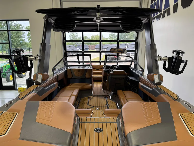 Slide: The Image of Nautique Super Air Nautique G23 2023 - 9