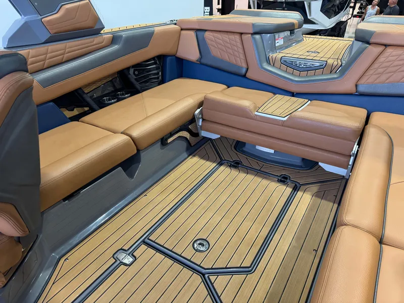 Slide: The Image of Nautique Super Air Nautique G23 2023 - 15